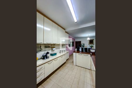 Casa à venda com 230m², 3 quartos e 3 vagasCozinha