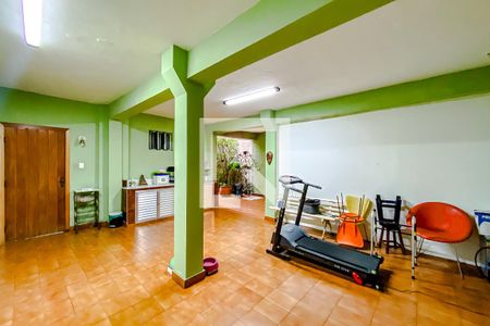 Casa à venda com 230m², 3 quartos e 3 vagasSalão de festas