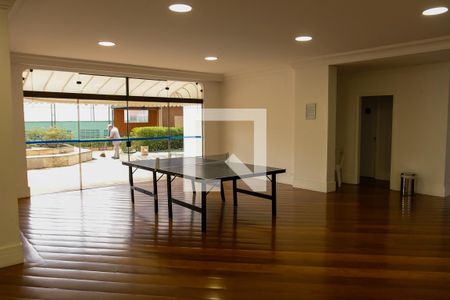 Apartamento à venda com 194m², 4 quartos e 3 vagasÁrea comum - Salão de festas