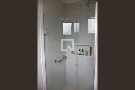 Apartamento à venda com 194m², 4 quartos e 3 vagasBanheiro da Suíte 2