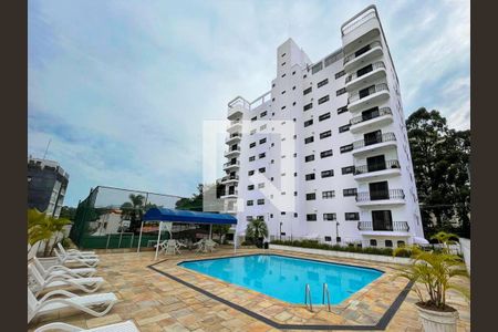 Apartamento à venda com 194m², 4 quartos e 3 vagasÁrea comum - Piscina