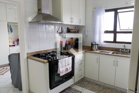 Apartamento à venda com 194m², 4 quartos e 3 vagasCozinha