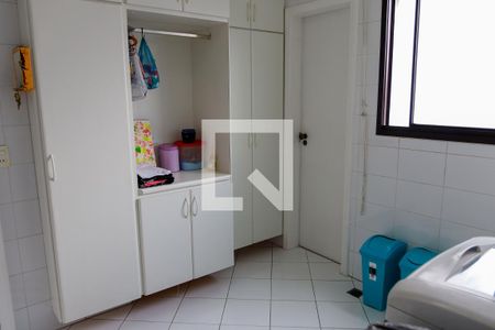 Apartamento à venda com 194m², 4 quartos e 3 vagasLavanderia