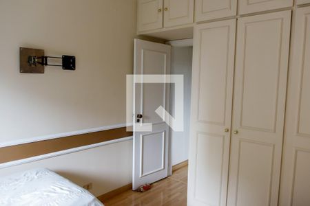 Apartamento à venda com 194m², 4 quartos e 3 vagasQuarto 2 - Suíte