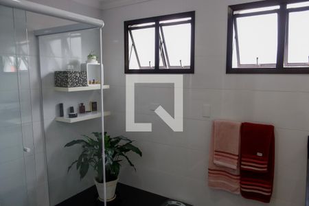 Apartamento à venda com 194m², 4 quartos e 3 vagasBanheiro da Suíte 3