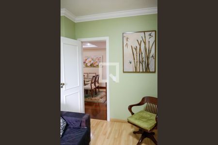 Apartamento à venda com 194m², 4 quartos e 3 vagasEscritório