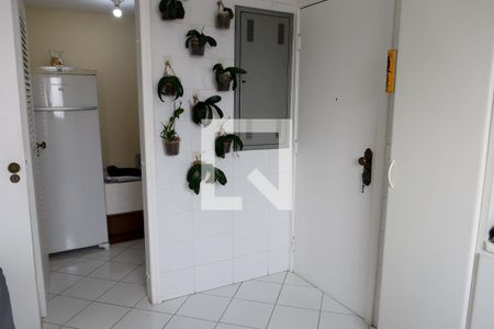 Apartamento à venda com 194m², 4 quartos e 3 vagasLavanderia