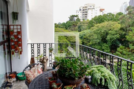 Apartamento à venda com 194m², 4 quartos e 3 vagasSacada