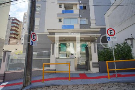 Fachada de apartamento para alugar com 2 quartos, 64m² em Agronômica, Florianópolis