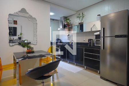 Apartamento para alugar com 64m², 2 quartos e 1 vagaCozinha