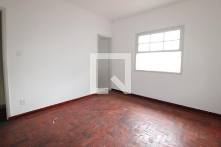 Casa à venda com 250m², 5 quartos e 8 vagasQuarto 5