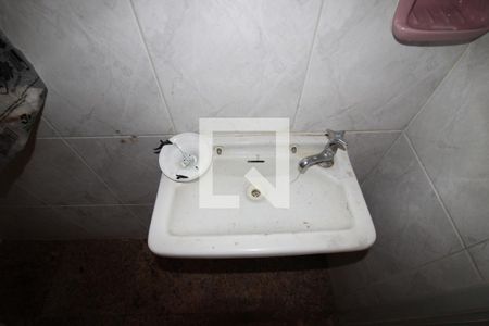 Casa à venda com 250m², 5 quartos e 8 vagasÁrea de Serviço - Banheiro