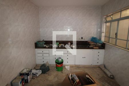 Casa à venda com 250m², 5 quartos e 8 vagasÁrea de Serviço 1