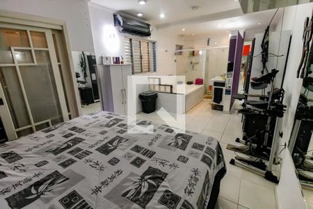 Suíte de casa à venda com 2 quartos, 140m² em Jardim Monte Alegre, Taboão da Serra