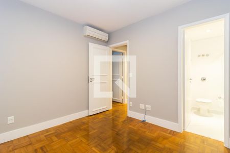 Suíte 1 de apartamento para alugar com 2 quartos, 130m² em Itaim Bibi, São Paulo