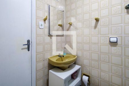 Apartamento para alugar com 62m², 2 quartos e 2 vagasBanheiro