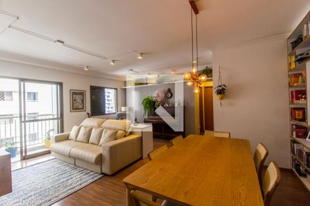 Sala de TV de apartamento à venda com 2 quartos, 80m² em Alphaville Industrial, Santana de Parnaíba