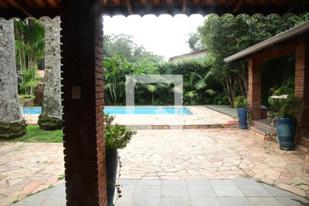 Casa de condomínio para alugar com 1350m², 4 quartos e 7 vagasSala 2