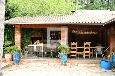 Casa de condomínio para alugar com 1350m², 4 quartos e 7 vagasÁrea gourmet