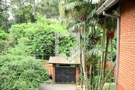 Casa de condomínio para alugar com 1350m², 4 quartos e 7 vagasQuarto