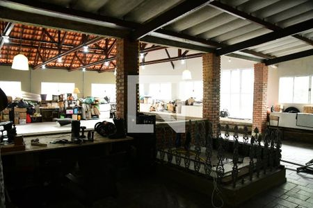 Casa de condomínio para alugar com 1350m², 4 quartos e 7 vagasÁrea comum - Salão de festas