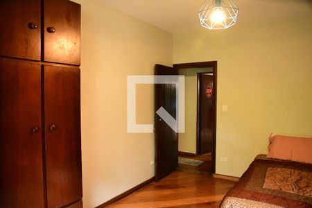 Casa de condomínio para alugar com 1350m², 4 quartos e 7 vagasQuarto 2