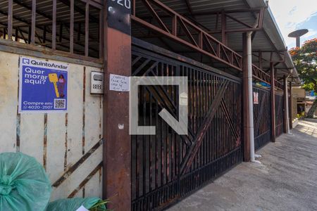 Casa de condomínio à venda com 70m², 2 quartos e 2 vagas Casa de condomínio à venda com 70m², 2 quartos e 2 vagasFachada plaquinha