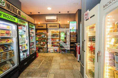 Apartamento à venda com 118m², 3 quartos e 2 vagasMercadinho