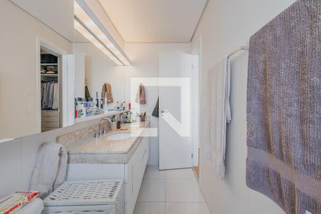 Apartamento para alugar com 133m², 3 quartos e 2 vagasBanheiro da Suíte 1