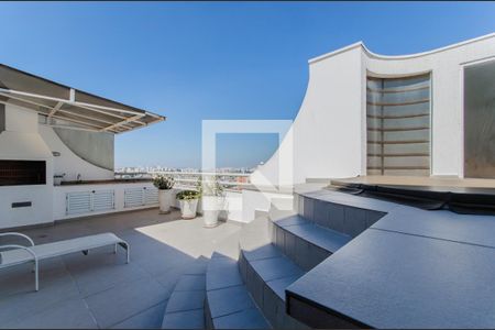 Apartamento à venda com 246m², 3 quartos e 2 vagasCobertura