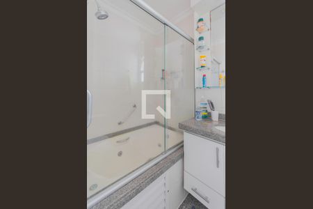 Apartamento à venda com 246m², 3 quartos e 2 vagasBanheiro 2