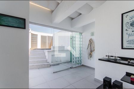 Apartamento à venda com 246m², 3 quartos e 2 vagasCobertura