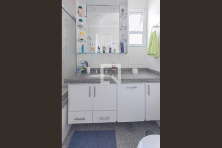 Apartamento à venda com 246m², 3 quartos e 2 vagasBanheiro 2