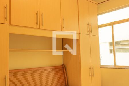 Quarto 2 de apartamento para alugar com 2 quartos, 68m² em Grajaú, Rio de Janeiro