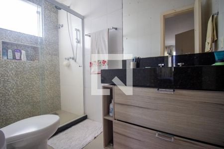 Casa de condomínio para alugar com 250m², 4 quartos e 2 vagas Casa de condomínio para alugar com 250m², 4 quartos e 2 vagasBanheiro da Suíte 3