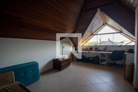 Casa de condomínio para alugar com 250m², 4 quartos e 2 vagas Casa de condomínio para alugar com 250m², 4 quartos e 2 vagasSotão