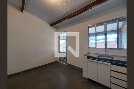 Cozinha de casa para alugar com 1 quarto, 39m² em Vila do Castelo, São Paulo