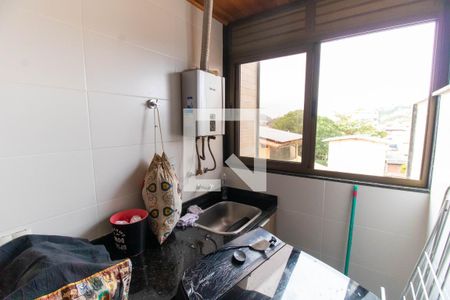 Cozinha e Área de Serviço de apartamento à venda com 2 quartos, 63m² em Piratininga, Niterói