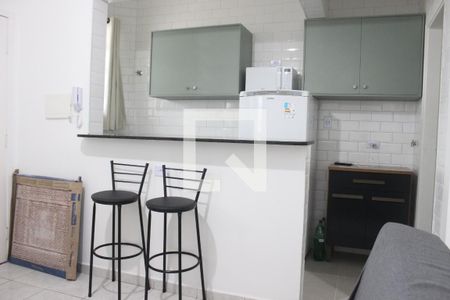 Sala de apartamento para alugar com 1 quarto, 24m² em Centro, São Vicente