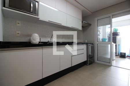 Cozinha e Área de Serviço de apartamento para alugar com 1 quarto, 58m² em Pinheiros, São Paulo