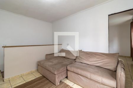 Sala de Estar de casa para alugar com 2 quartos, 80m² em Vila Continental, São Paulo