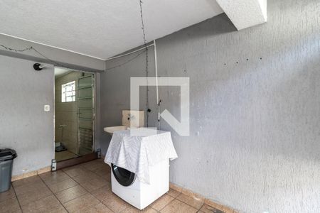 Casa para alugar com 80m², 2 quartos e 1 vagaÁrea de Serviço