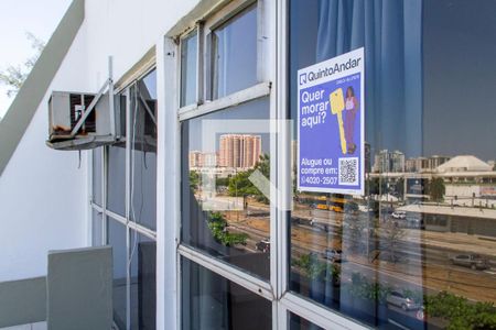 Plaquinha de apartamento à venda com 1 quarto, 39m² em Barra da Tijuca, Rio de Janeiro
