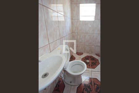 Casa para alugar com 52m², 1 quarto e sem vaga Casa para alugar com 52m², 1 quarto e sem vagaBanheiro