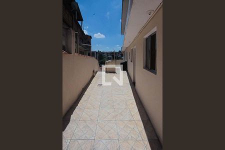 Casa para alugar com 52m², 1 quarto e sem vaga Casa para alugar com 52m², 1 quarto e sem vagaQuintal