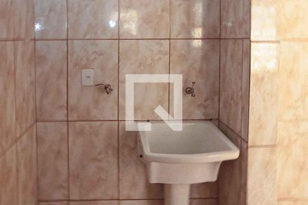 Casa para alugar com 52m², 1 quarto e sem vaga Casa para alugar com 52m², 1 quarto e sem vagaÁrea de Serviço