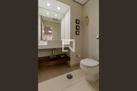 Apartamento à venda com 213m², 3 quartos e 3 vagasLavabo