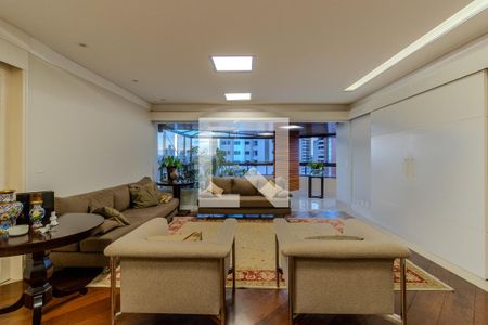 Apartamento à venda com 213m², 3 quartos e 3 vagasSala