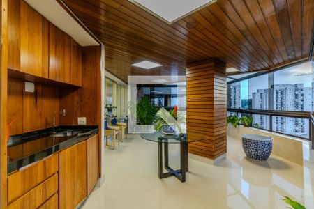 Apartamento à venda com 213m², 3 quartos e 3 vagasVaranda