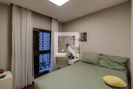 Apartamento à venda com 213m², 3 quartos e 3 vagasSuíte 2
